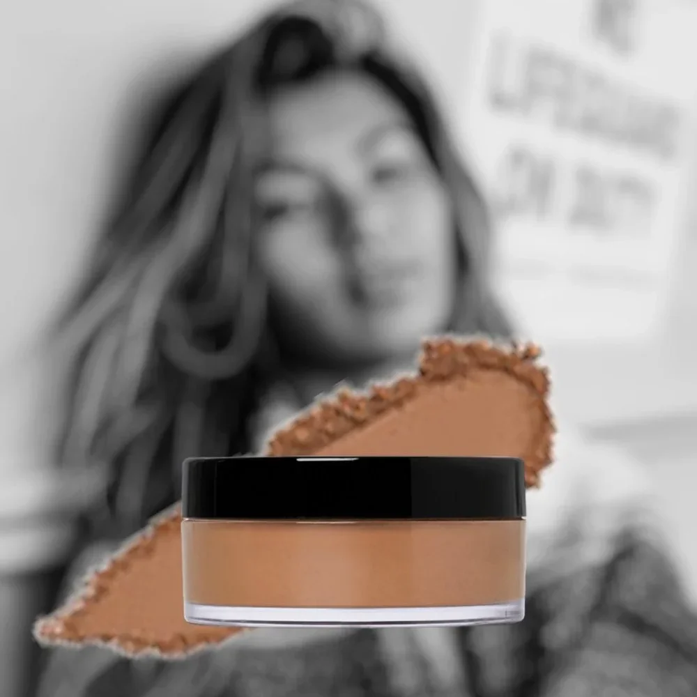 Light-to-Medium Bronze Silky Setting Powder - Mary Kay
